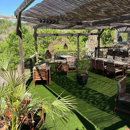 Aux Du Mas De Nadal Luxury tent